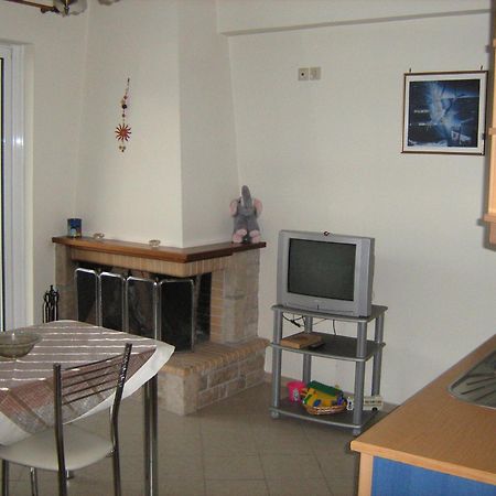 Filoxenia Apartment Levidhion Exterior photo